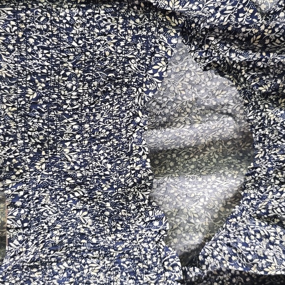 Old Navy Navy Blue Floral Blouse With Cutout, Plus Size 4X, NWOT - Picture 5 of 5